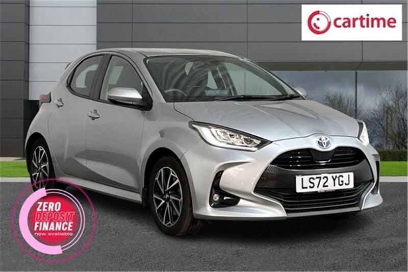 Silver Used 2022 Toyota Yaris Design Hatchback | £15,990 (Fair price) - Image 1/3