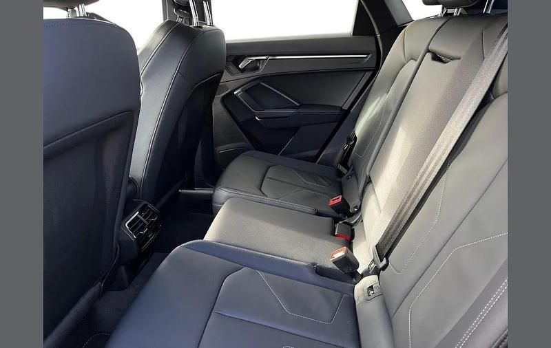 Used Audi Q3 Black Edition 150 HP (110 kW) 2025 Grey SUV