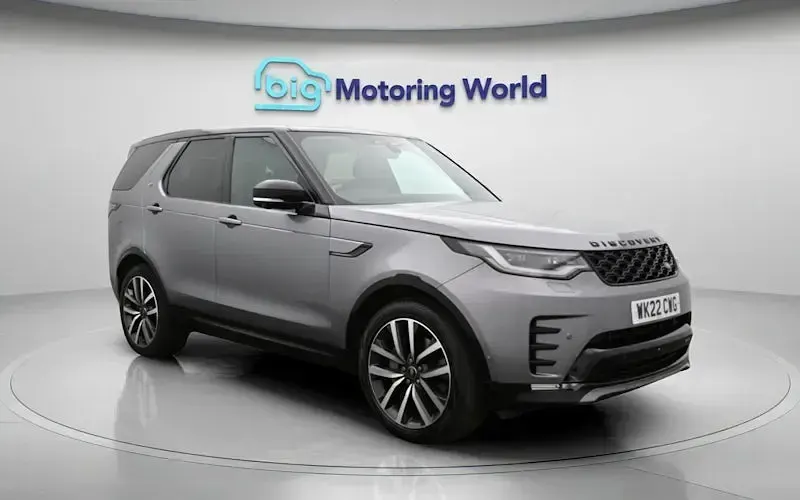 Used Land Rover Discovery 5 SE Dynamic 300 HP (220 kW) 2023 SUV