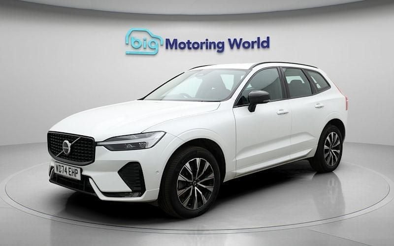 Used Volvo XC60 Plus 250 HP (183 kW) 2024 White SUV