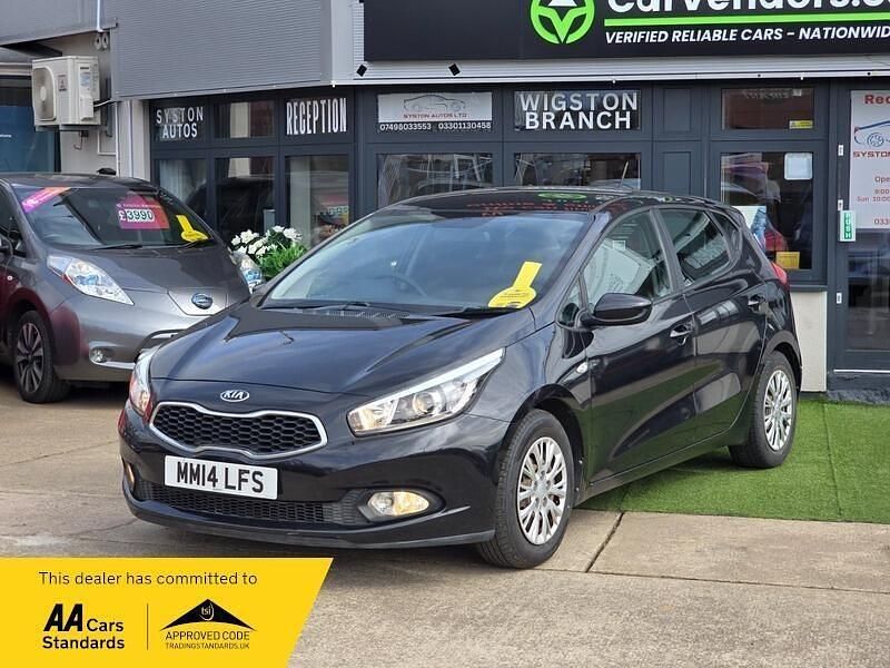 Używany Kia Ceed 2014 Czarny Hatchback