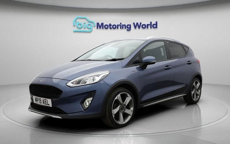 Used Ford Fiesta Active 101 HP (74 kW) 2019 Blue Hatchback