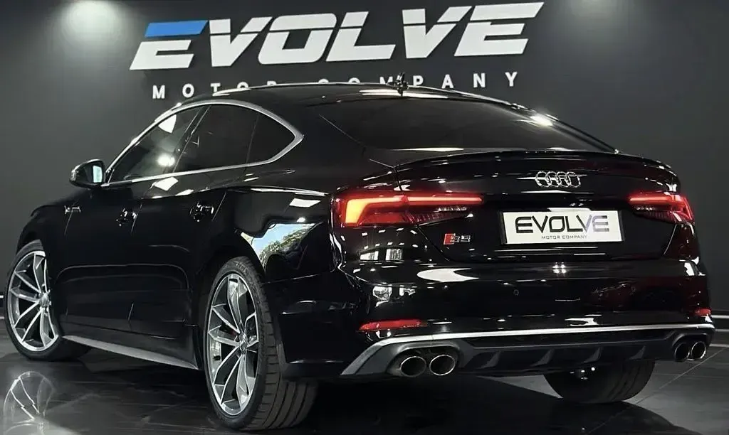 Used Audi S5 Sportback 354 HP (260 kW) 2018 Black Hatchback