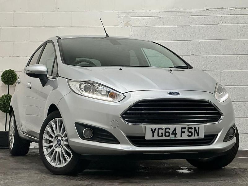 Silver Used 2014 Ford Fiesta Titanium Hatchback | £5,495 (Fair price) - Image 1/4