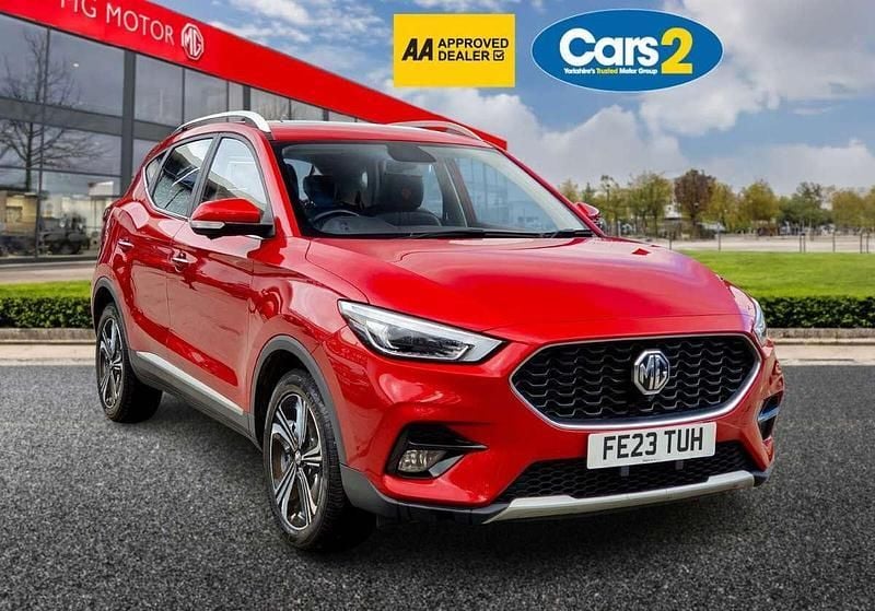 Red Used 2023 MG ZS Excite Sedan | £13,290 (Fair price) - Image 1/4