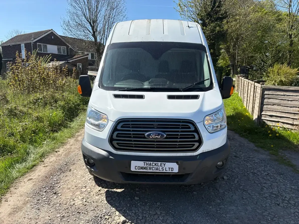 Used Ford Transit 130 HP (95 kW) 2019 White