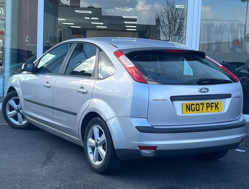 Used Ford Focus Zetec 2007 Silver Hatchback