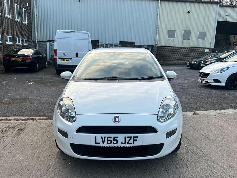 Used Fiat Punto Pop 2015 White Hatchback
