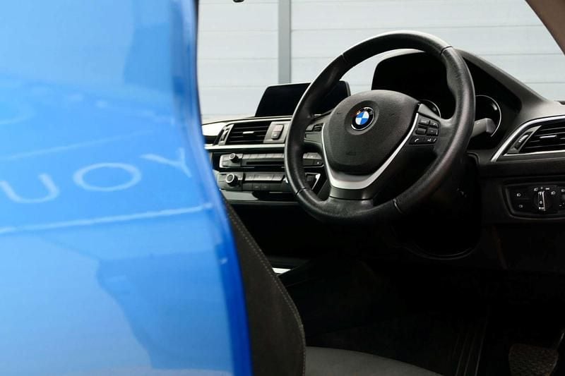 Used BMW 218 Sport Line 134 HP (98 kW) 2018 Blue Coupe