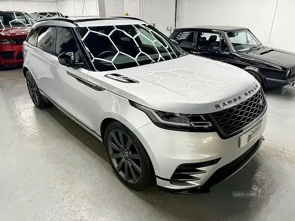 Used Land Rover Range Rover Velar HSE Dynamic 300 HP (220 kW) 2018 Silver SUV