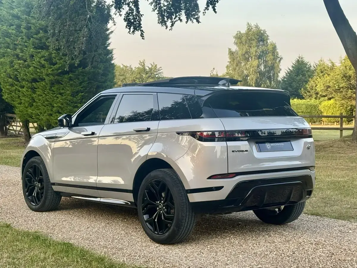 Used Land Rover Range Rover evoque SE Dynamic 2021 Silver SUV