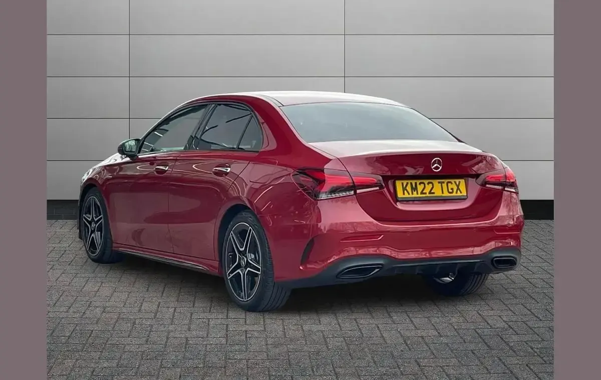 Used Mercedes A200 AMG Line Premium 163 HP (119 kW) 2022 Red Sedan