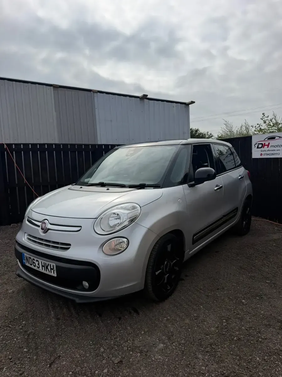Used Fiat 500L Lounge 2013 Silver MPV