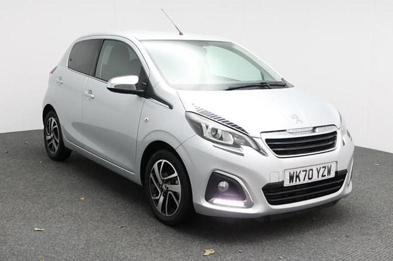 Used Peugeot 108 Collection 71 HP (52 kW) 2020 Grey Hatchback