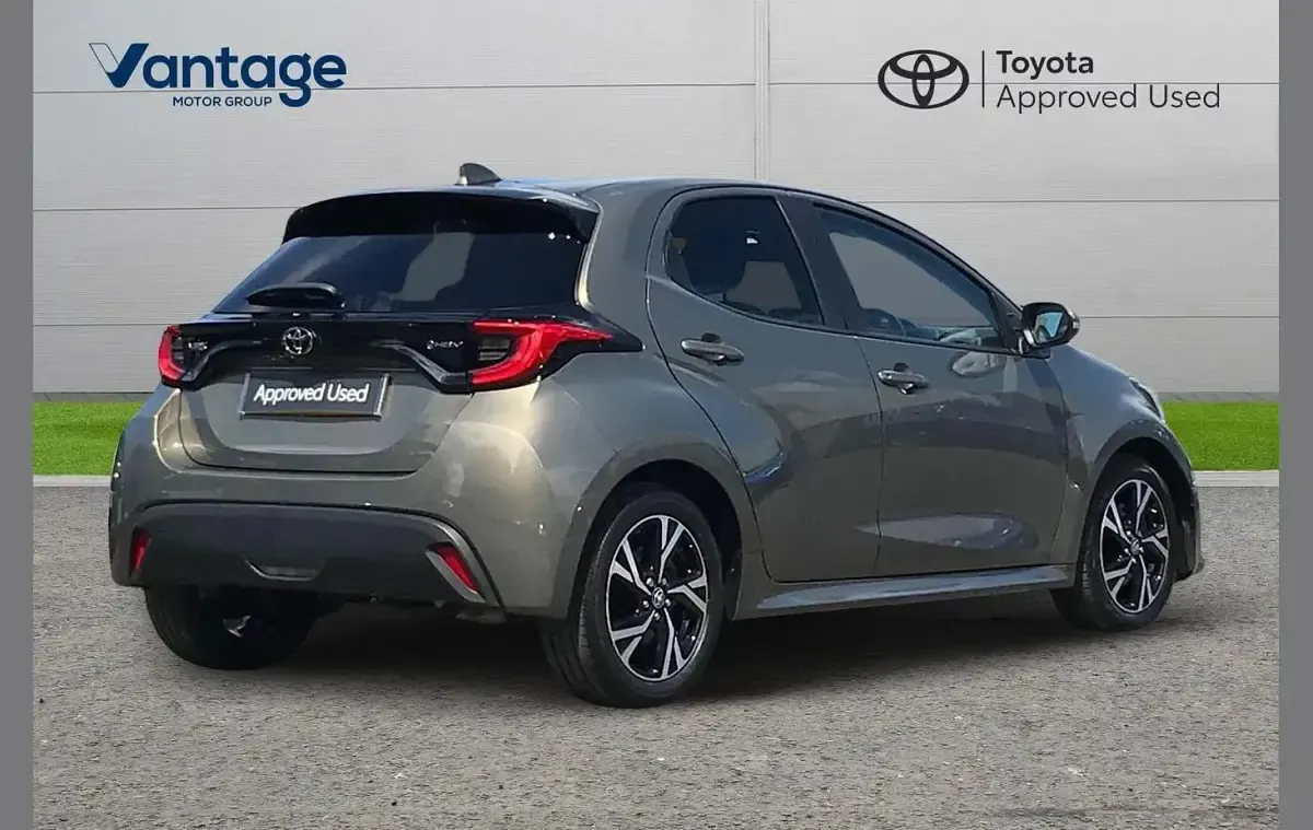 Used Toyota Yaris Design 113 HP (83 kW) 2024 Other Hatchback