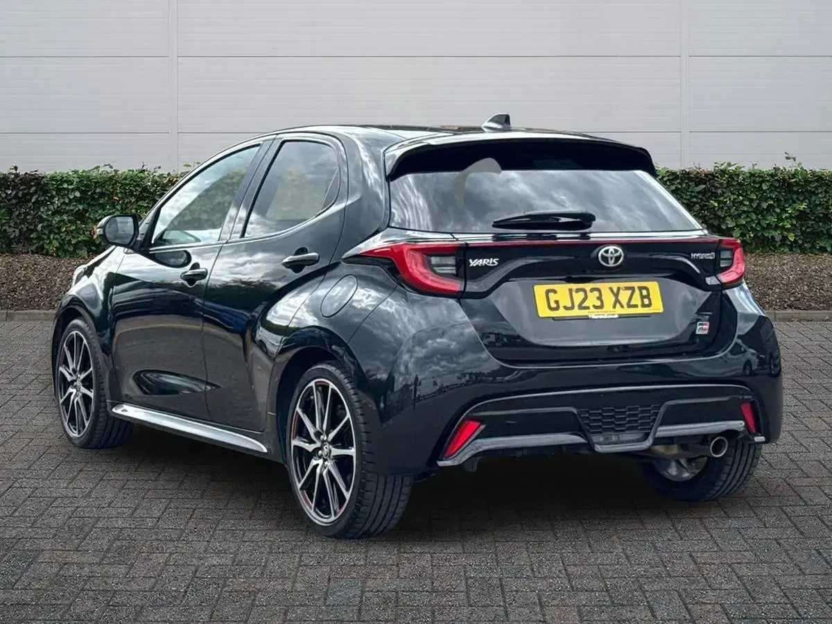 Used Toyota Yaris Sport 116 HP (85 kW) 2023 Black Hatchback
