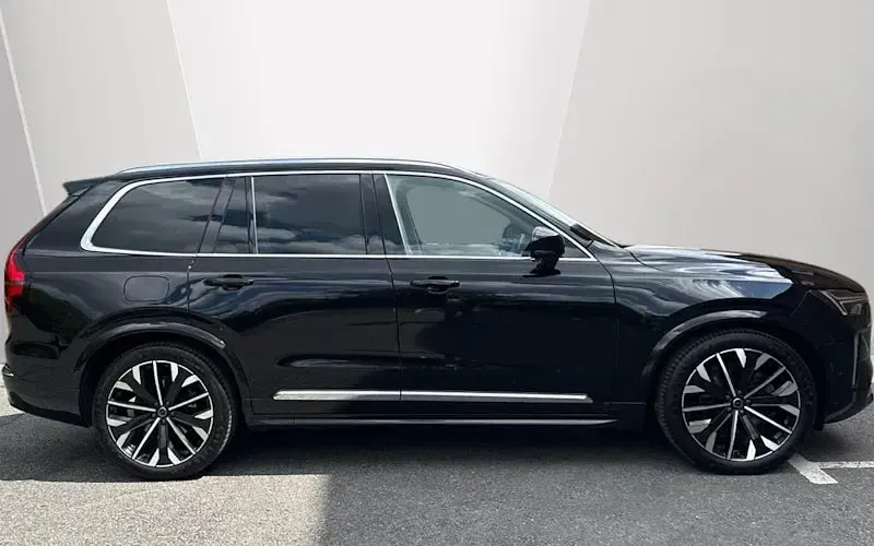 Usado Volvo XC90 Ultra 250 HP (183 kW) 2024 SUV