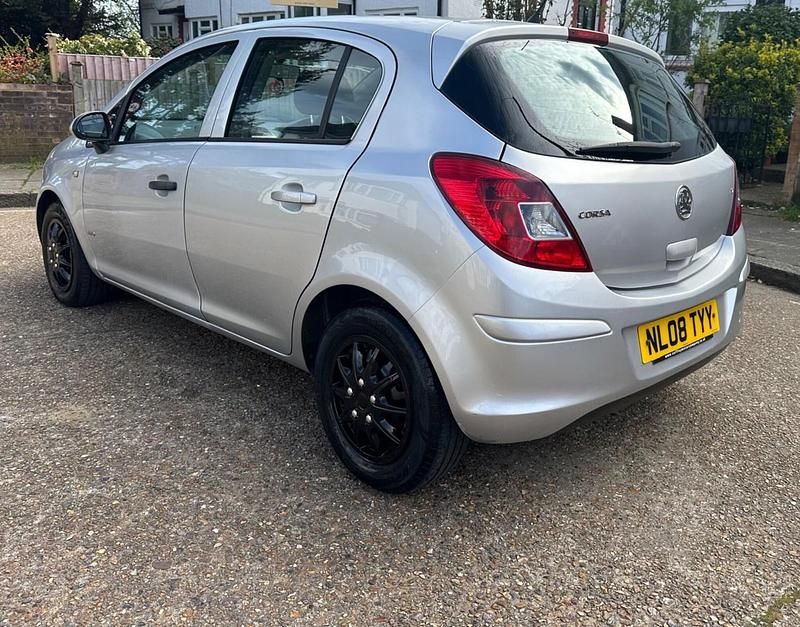 Used Vauxhall Corsa 80 HP (58 kW) 2008 Silver Hatchback
