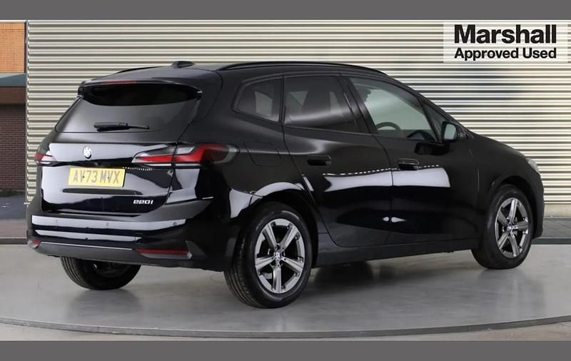 Used BMW 220 Sport Line 154 HP (113 kW) 2023 Black Estate