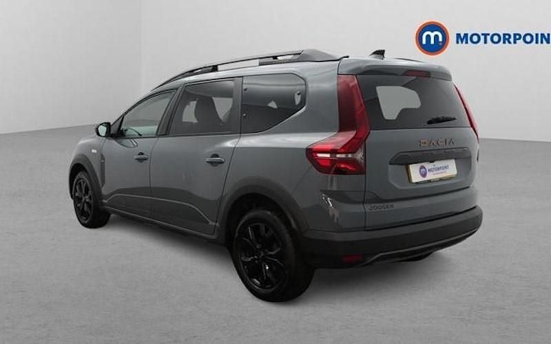 Used Dacia Jogger Extreme 110 HP (80 kW) 2025 MPV