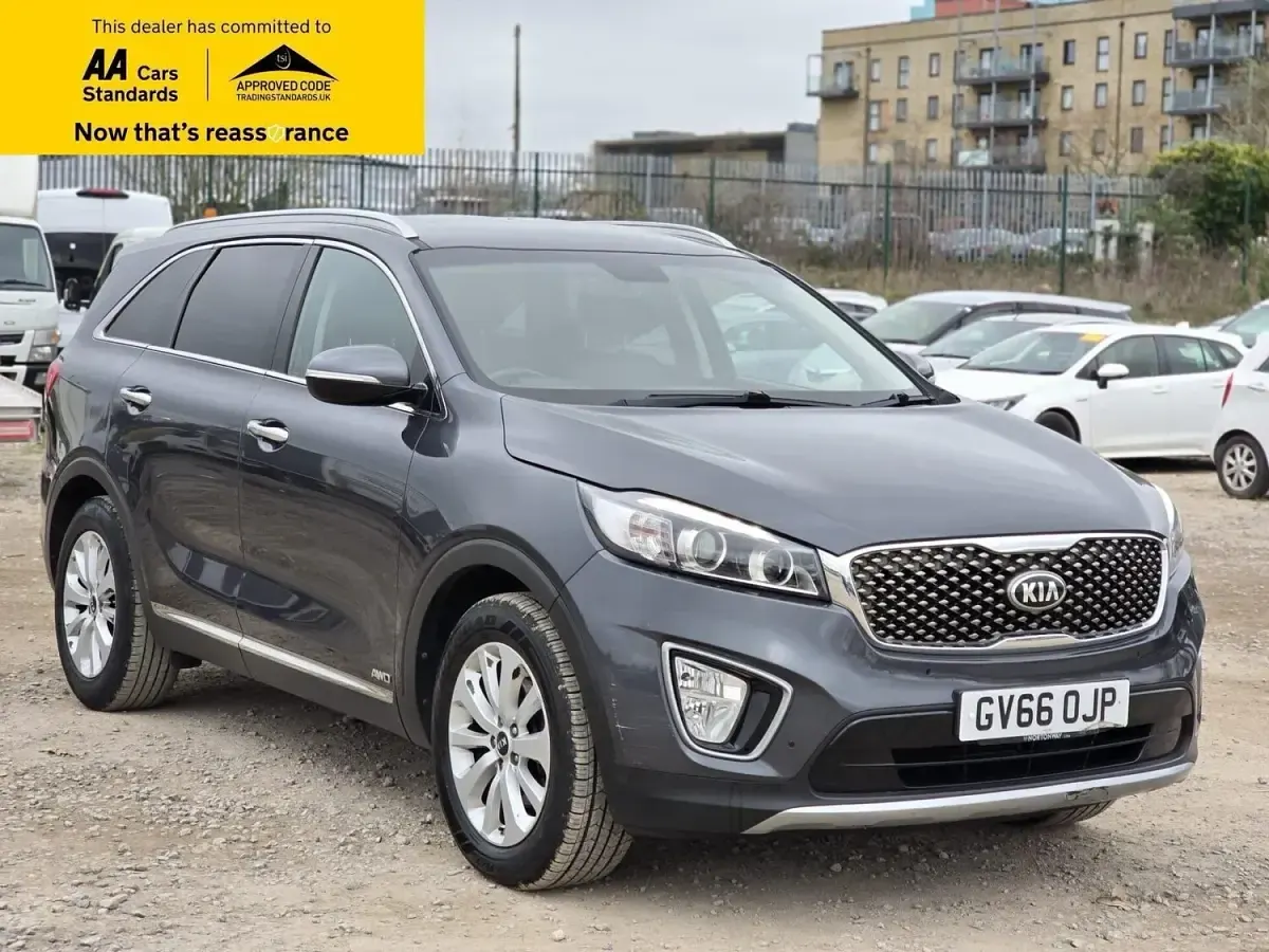 Used Kia Sorento 200 HP (147 kW) 2017 Grey SUV