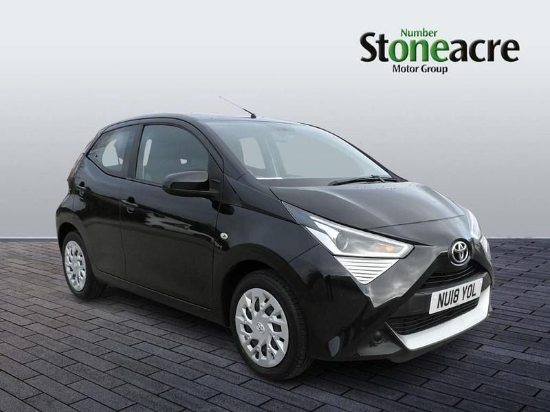 Black Used 2018 Toyota Aygo X-play Hatchback | £6,295 (Fair price) - Image 1/4