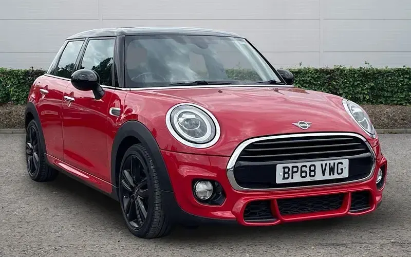 Used Mini Cooper Hatch 136 HP (100 kW) 2018 Hatchback
