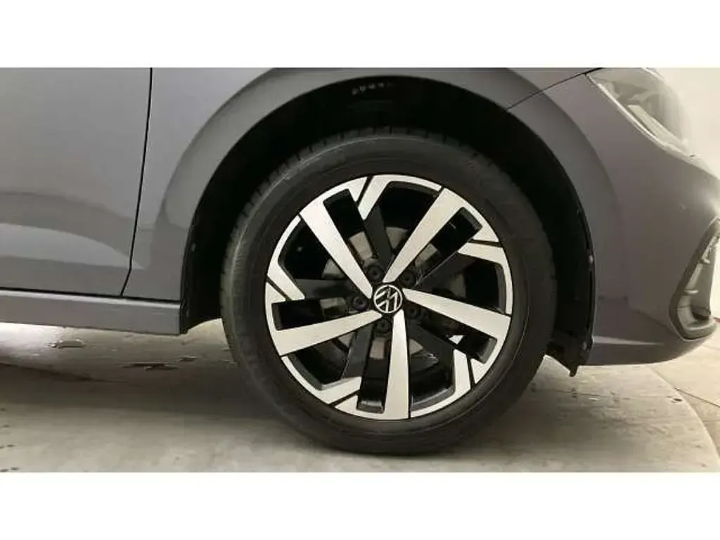 Used VW Polo Life 95 HP (69 kW) 2023 Grey Hatchback