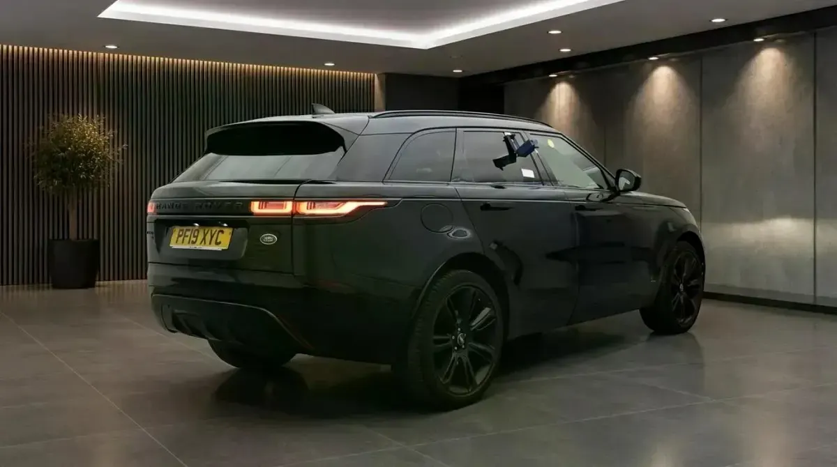Used Land Rover Range Rover Velar SE Dynamic 2019 Black SUV