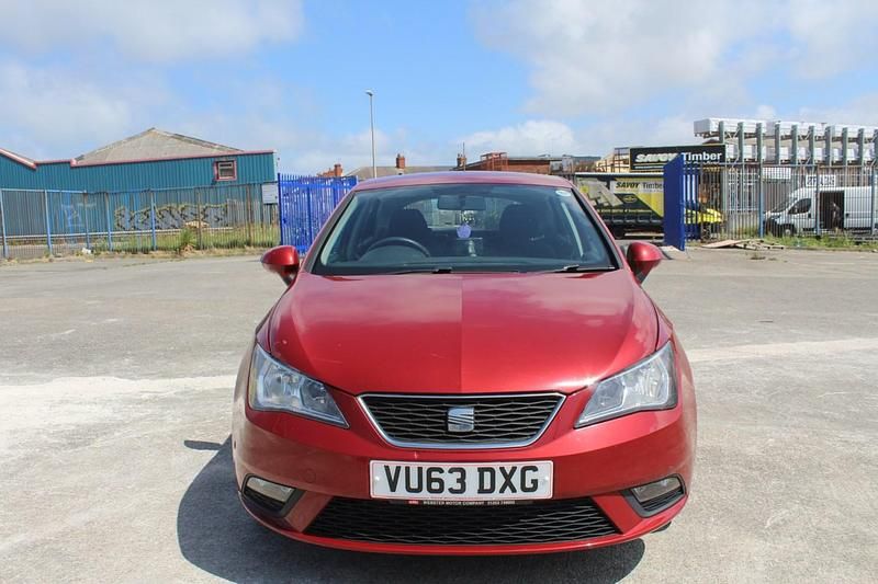 Red Used 2013 Seat Ibiza Hatchback | £3,195 (Fair price) - Image 1/4