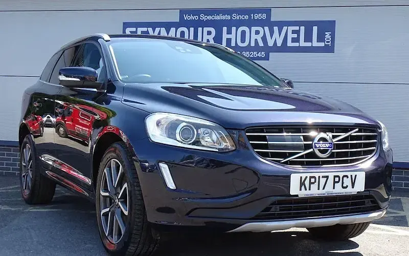 Used Volvo XC60 SE Lux 190 HP (139 kW) 2017 SUV