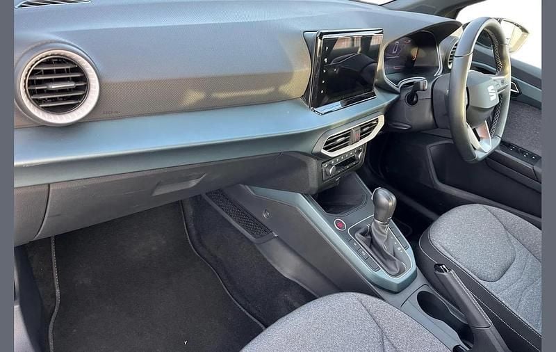 Used Seat Arona Xperience 108 HP (79 kW) 2023 Green SUV