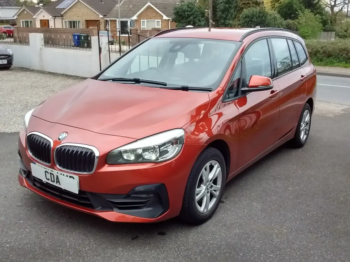 Usado BMW 218 2019 Laranja Carrinha