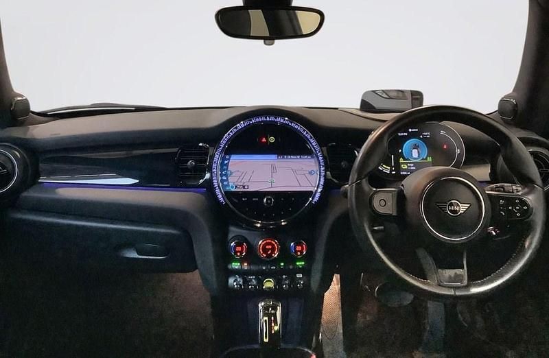 Used Mini Cooper SE Hatch 135 kW (184 HP) 2022 Silver Hatchback