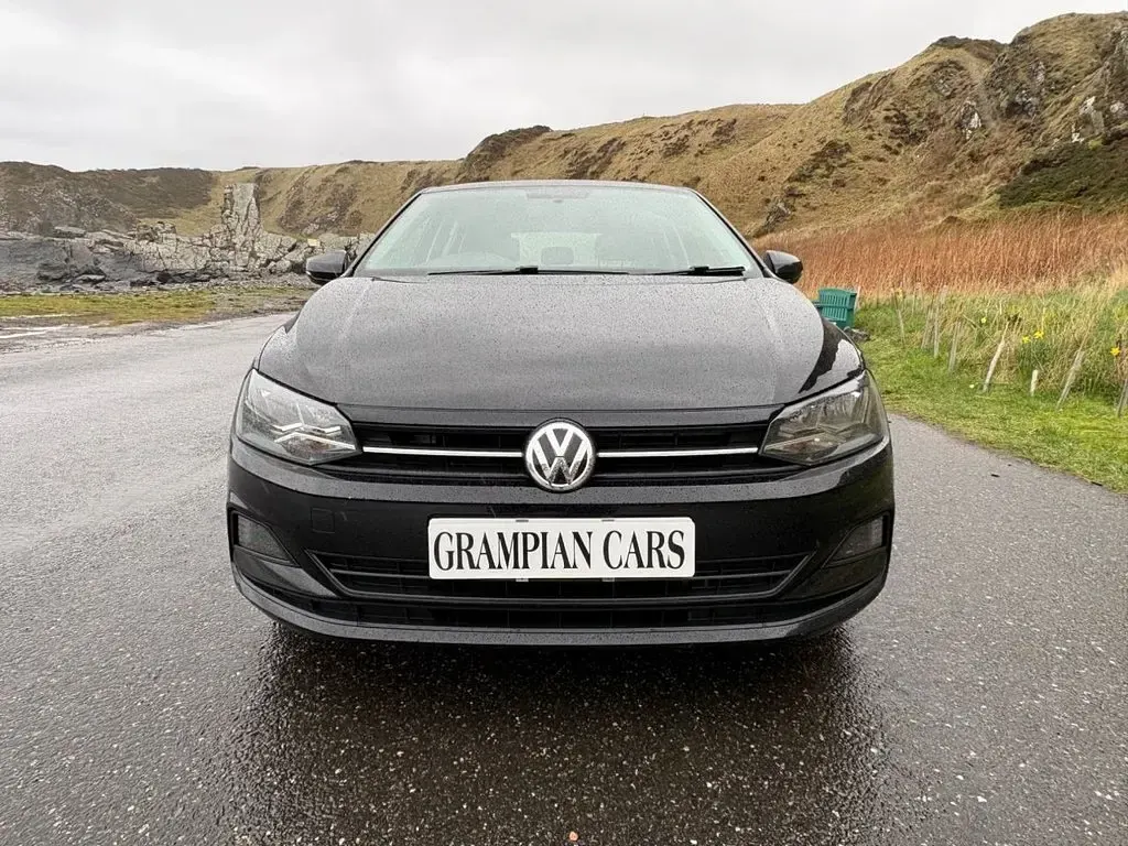 Used VW Polo SE 95 HP (69 kW) 2018 Black Hatchback