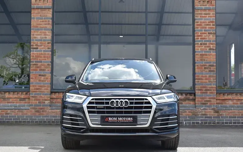 Used Audi Q5 S-Line 190 HP (139 kW) 2020 SUV