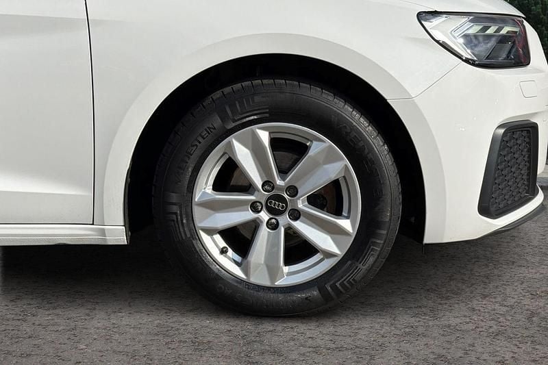 Begagnad Audi A1 Advanced 2022 Vit SUV