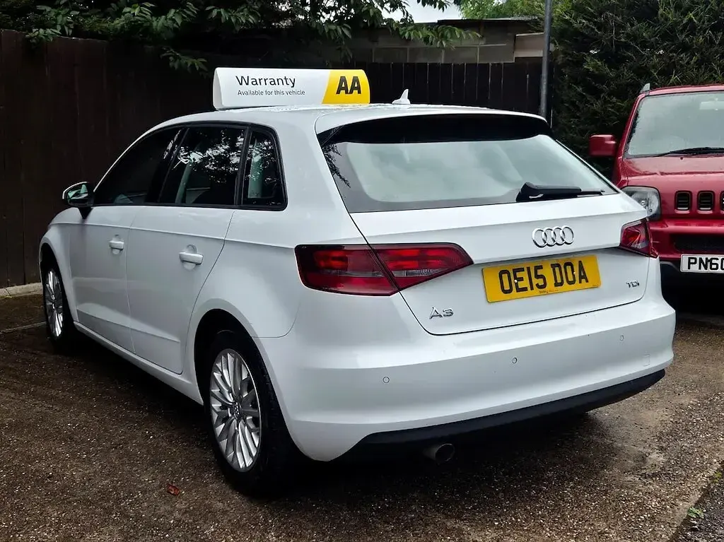 Used Audi A3 Design 110 HP (80 kW) 2015 White Hatchback