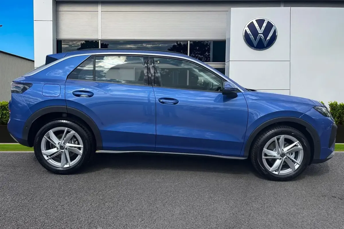 New VW T-Roc Cabriolet Life 2026 Blue SUV