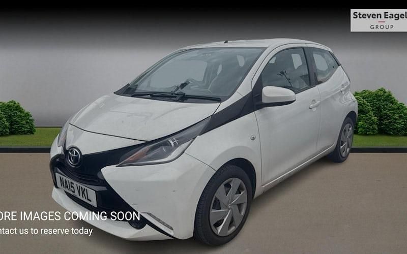 Used Toyota Aygo X-play 69 HP (50 kW) 2018 Hatchback
