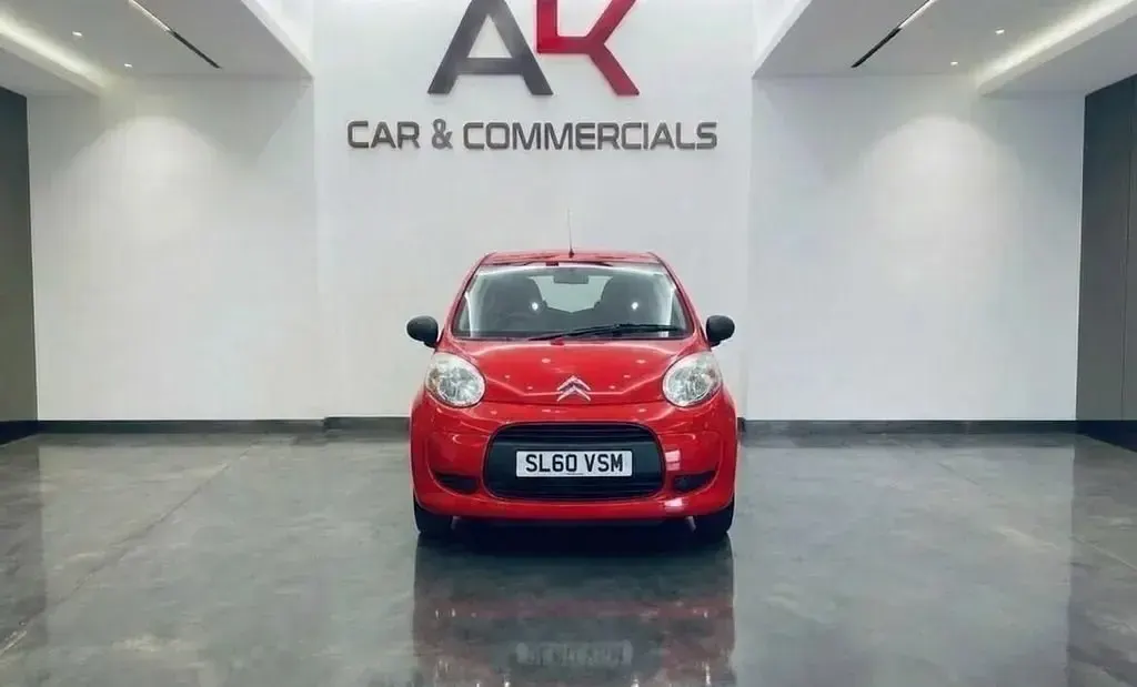 Używany Citroën C1 VTR Sport 68 KM (50 kW) 2011 Czerwony Hatchback