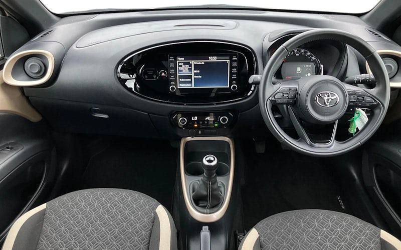 Used Toyota Aygo X 72 HP (52 kW) 2025 SUV
