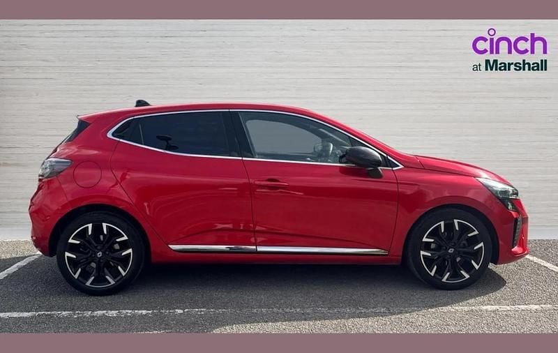 Gebraucht Renault Clio V Techno 90 PS (66 kW) 2024 Rot Kleinwagen