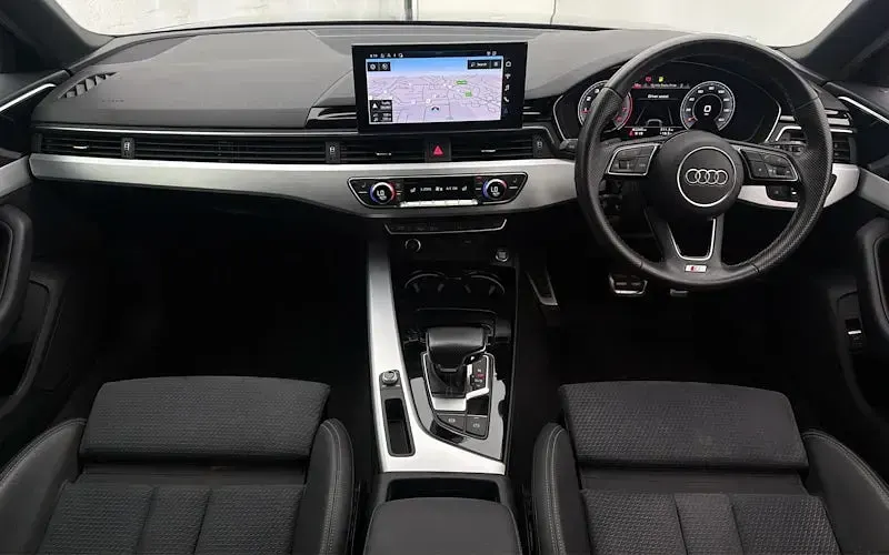 Used Audi A4 S-Line 204 HP (150 kW) 2022 Blue Estate