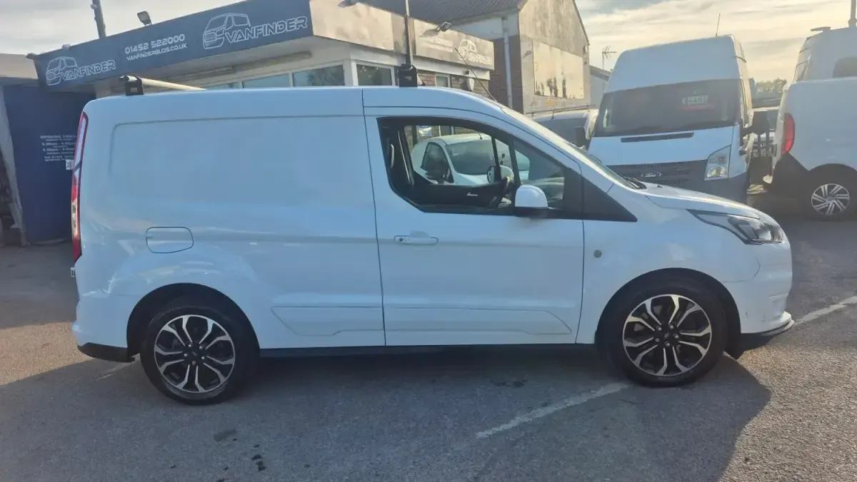 Second-hand Ford Transit Connect Sport 120 CP (88 kW) 2021 Alb Monovolum