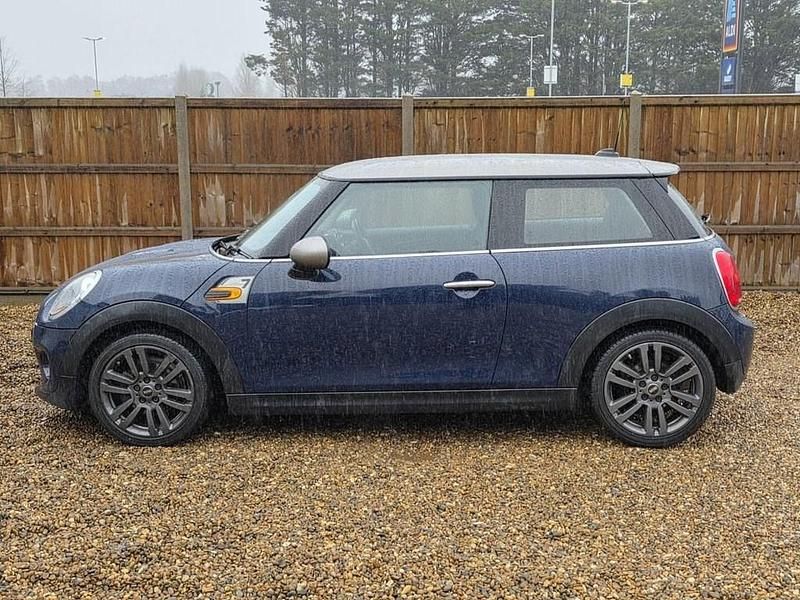 Used Mini Cooper Hatch 136 HP (100 kW) 2017 Blue Hatchback