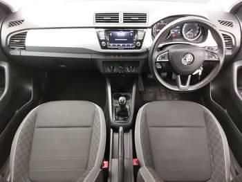 Used Skoda Fabia SE 95 HP (69 kW) 2019 Silver Estate