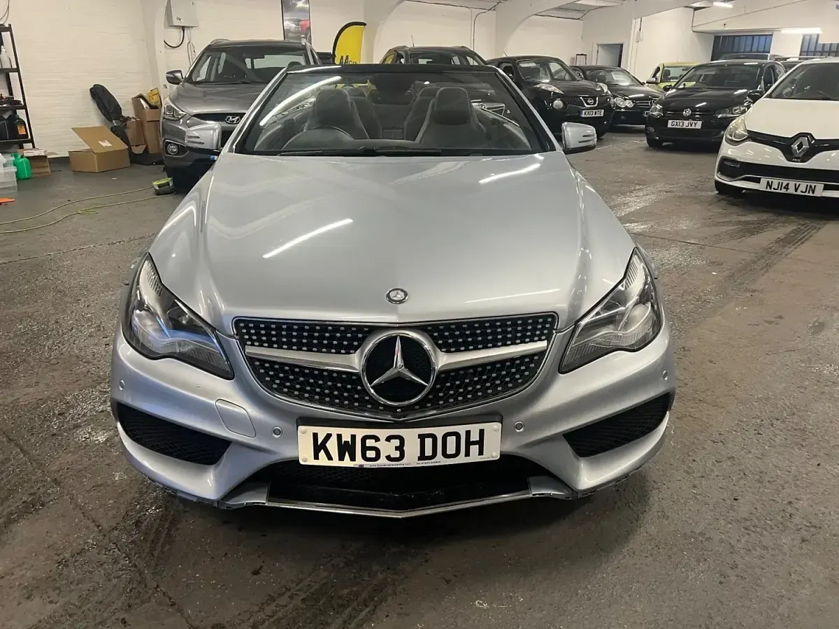 Second-hand Mercedes E250 AMG 204 CP (150 kW) 2014 Argintiu Cabrio