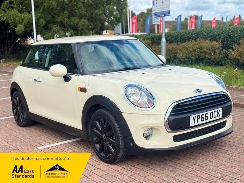 White Used 2016 Mini ONE Hatch Hatchback | £8,995 (Fair price) - Image 1/4