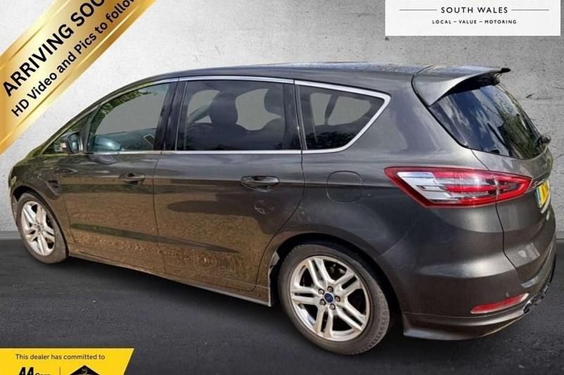 Used Ford S-MAX Sport 210 HP (154 kW) 2016 Grey MPV